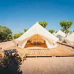 Holacamp